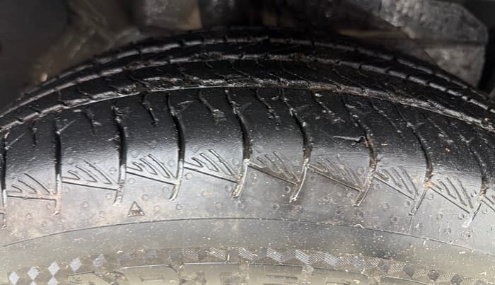 2020 MG HECTOR SHARP 1.5 DCT PETROL, Petrol, Automatic, 59,971 km, Right Front Tyre Tread