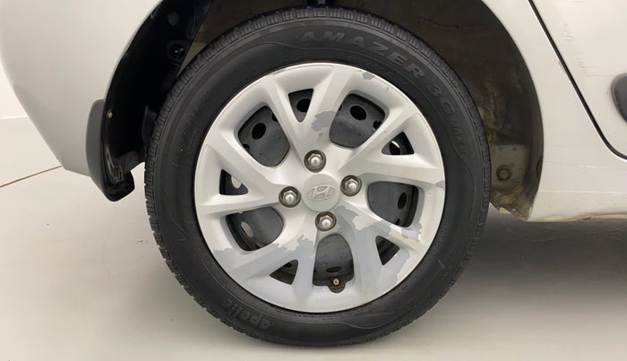 2017 Hyundai Grand i10 MAGNA 1.2 KAPPA VTVT, Petrol, Manual, 63,788 km, Right Rear Wheel
