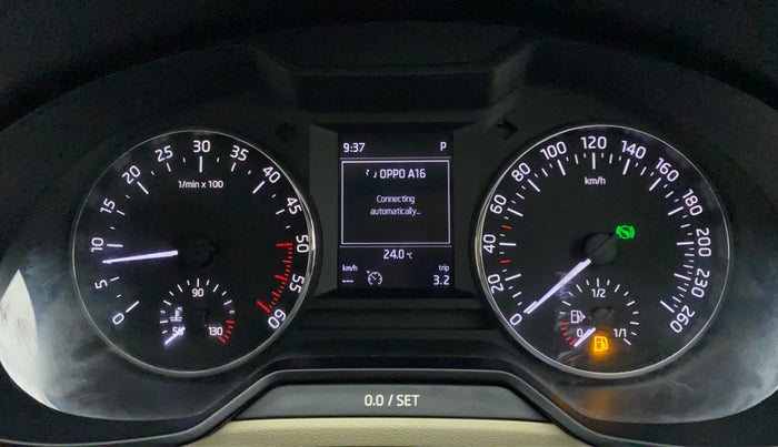 2015 Skoda Octavia ELEGANCE 2.0 TDI CR AT, Diesel, Automatic, 82,815 km, Odometer Image