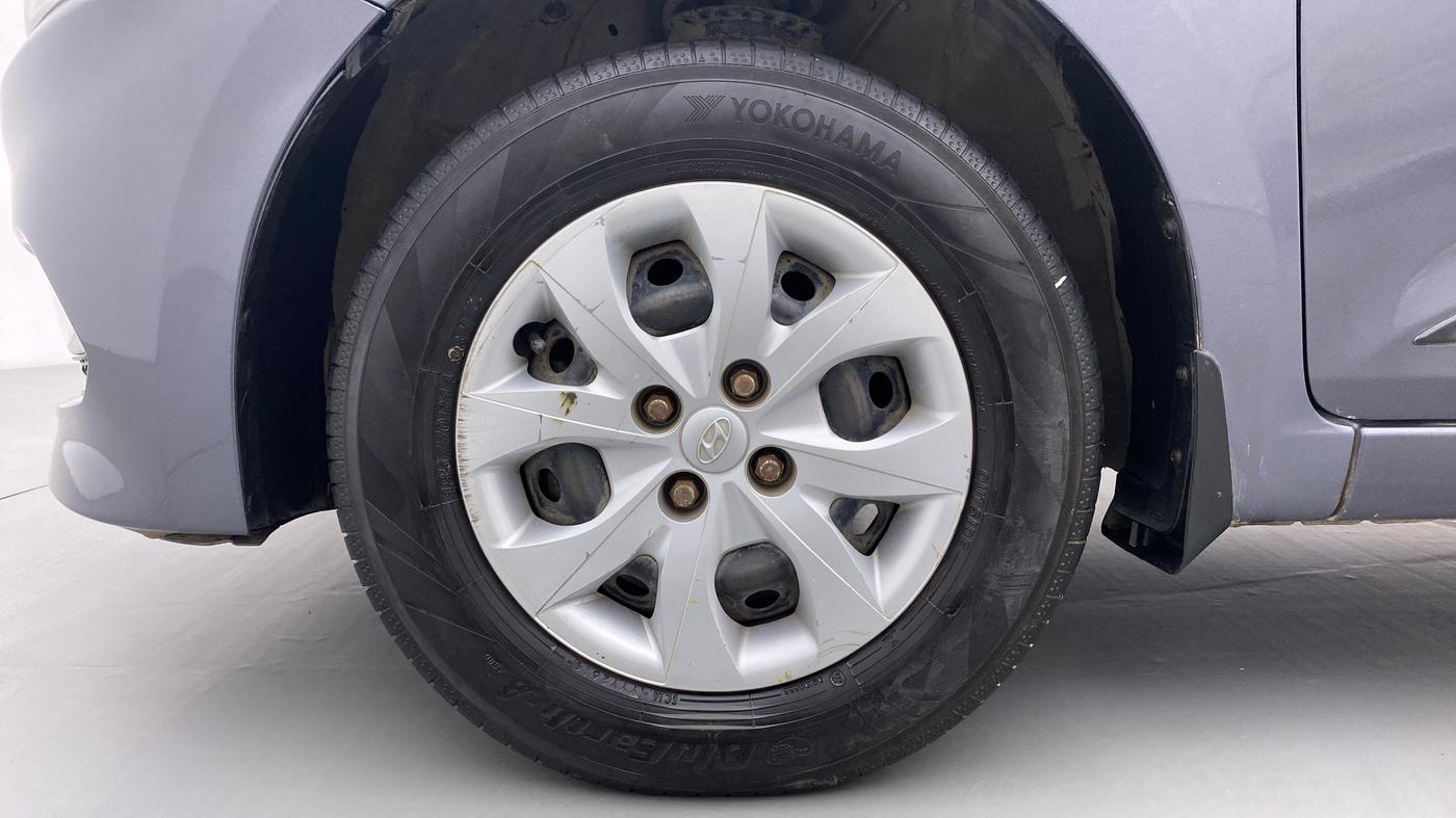 2015 Hyundai Elite i20 SPORTZ 1.2, Petrol, Manual, 78,855 km, Left Front Wheel