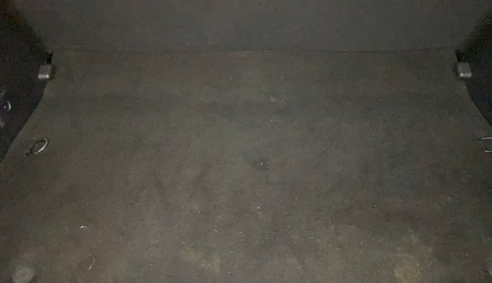 2019 Nissan Kicks XV DIESEL, Diesel, Manual, 41,552 km, Boot Inside