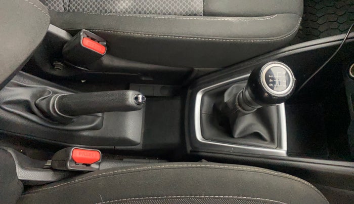 2019 Nissan Kicks XV DIESEL, Diesel, Manual, 41,552 km, Gear Lever