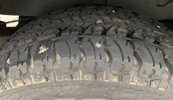 2022 Mahindra Thar LX PETROL HT 4WD AT, Petrol, Automatic, 9,448 km, Right Rear Tyre Tread
