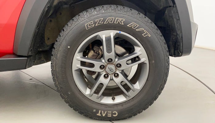 2022 Mahindra Thar LX PETROL HT 4WD AT, Petrol, Automatic, 9,448 km, Right Front Wheel