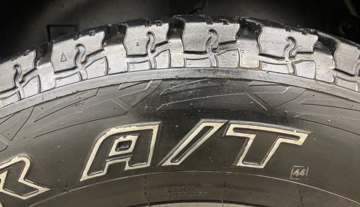 2021 Mahindra Thar LX PETROL HT 4WD AT, Petrol, Automatic, 37,111 km, Left Rear Tyre Tread