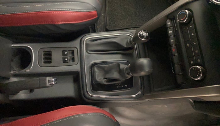 2021 Mahindra Thar LX PETROL HT 4WD AT, Petrol, Automatic, 37,111 km, Gear Lever