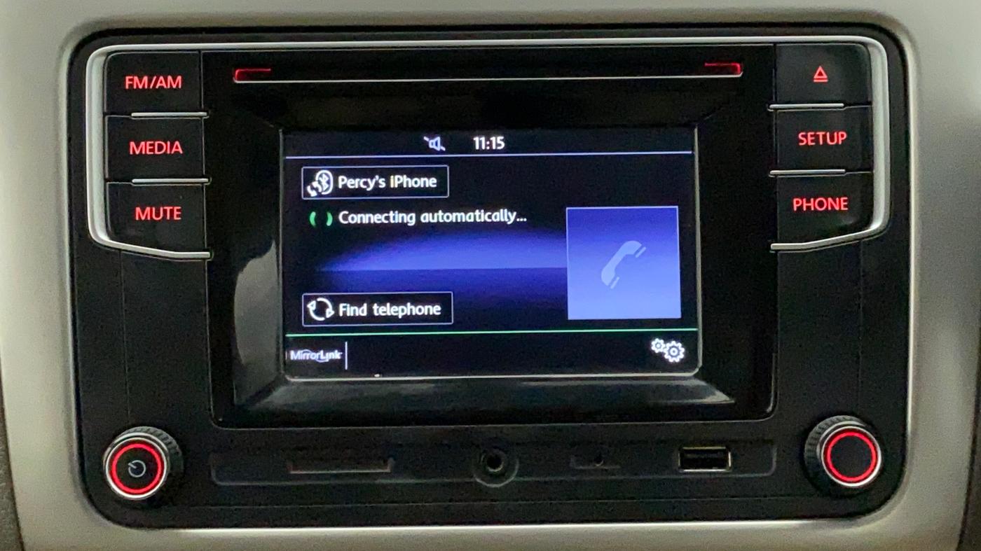 2016 Volkswagen Vento HIGHLINE PETROL AT, Petrol, Automatic, 64,763 km, Infotainment System