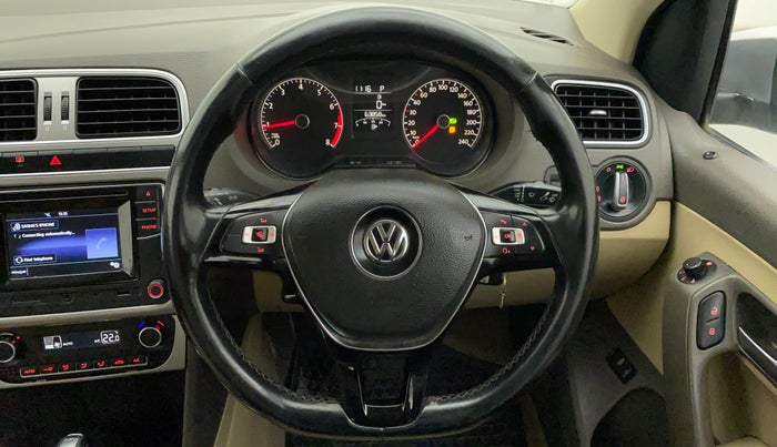 2016 Volkswagen Vento HIGHLINE PETROL AT, Petrol, Automatic, 64,763 km, Steering Wheel Close Up
