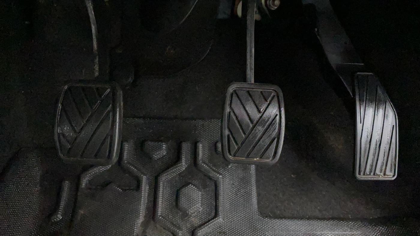 2022 Maruti Alto K10 VXI PLUS, Petrol, Manual, 2,360 km, Pedals