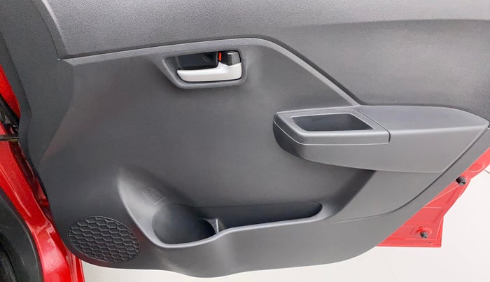 2022 Maruti Alto K10 VXI PLUS, Petrol, Manual, 2,360 km, Driver Side Door Panels Control