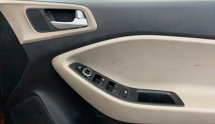 2015 Hyundai Elite i20 ASTA 1.2, Petrol, Manual, 15,343 km, Driver Side Door Panels Control