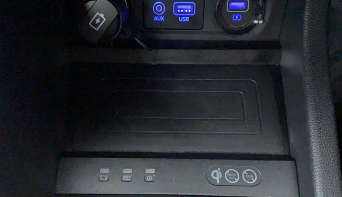 2019 Hyundai Elite i20 ASTA 1.2 (O), Petrol, Manual, 40,859 km, Wireless Charger