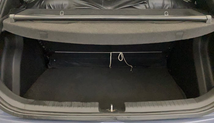 2015 Hyundai Elite i20 MAGNA 1.2, Petrol, Manual, 70,708 km, Boot Inside