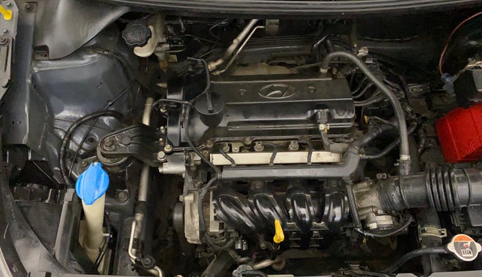 2015 Hyundai Elite i20 MAGNA 1.2, Petrol, Manual, 70,708 km, Engine View - Right