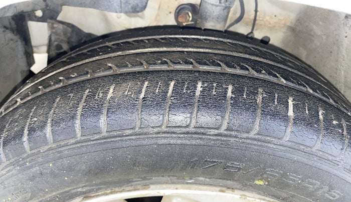 2017 Honda Jazz 1.2L I-VTEC V AT, Petrol, Automatic, 25,431 km, Left Front Tyre Tread