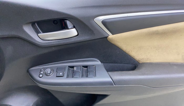 2017 Honda Jazz 1.2L I-VTEC V AT, Petrol, Automatic, 25,431 km, Driver Side Door Panels Control