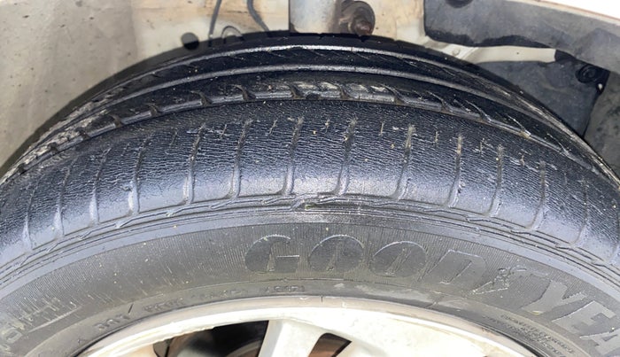 2017 Honda Jazz 1.2L I-VTEC V AT, Petrol, Automatic, 25,431 km, Right Front Tyre Tread