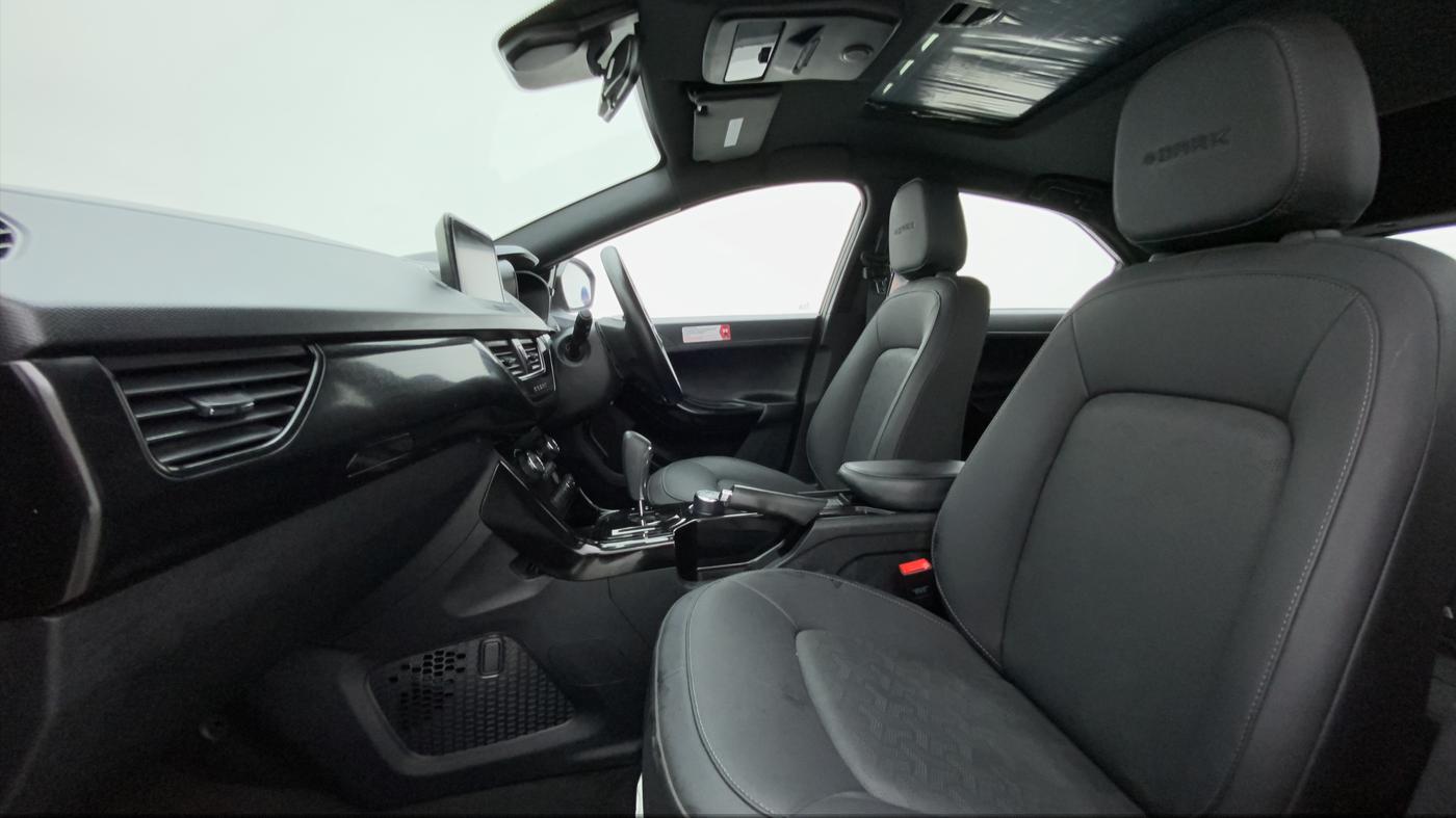2022 Tata NEXON XZA PLUS (O) PETROL DARK EDITION, Petrol, Automatic, 4,391 km, Right Side Front Door Cabin