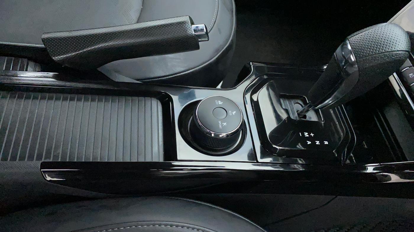 2022 Tata NEXON XZA PLUS (O) PETROL DARK EDITION, Petrol, Automatic, 4,391 km, Gear Lever