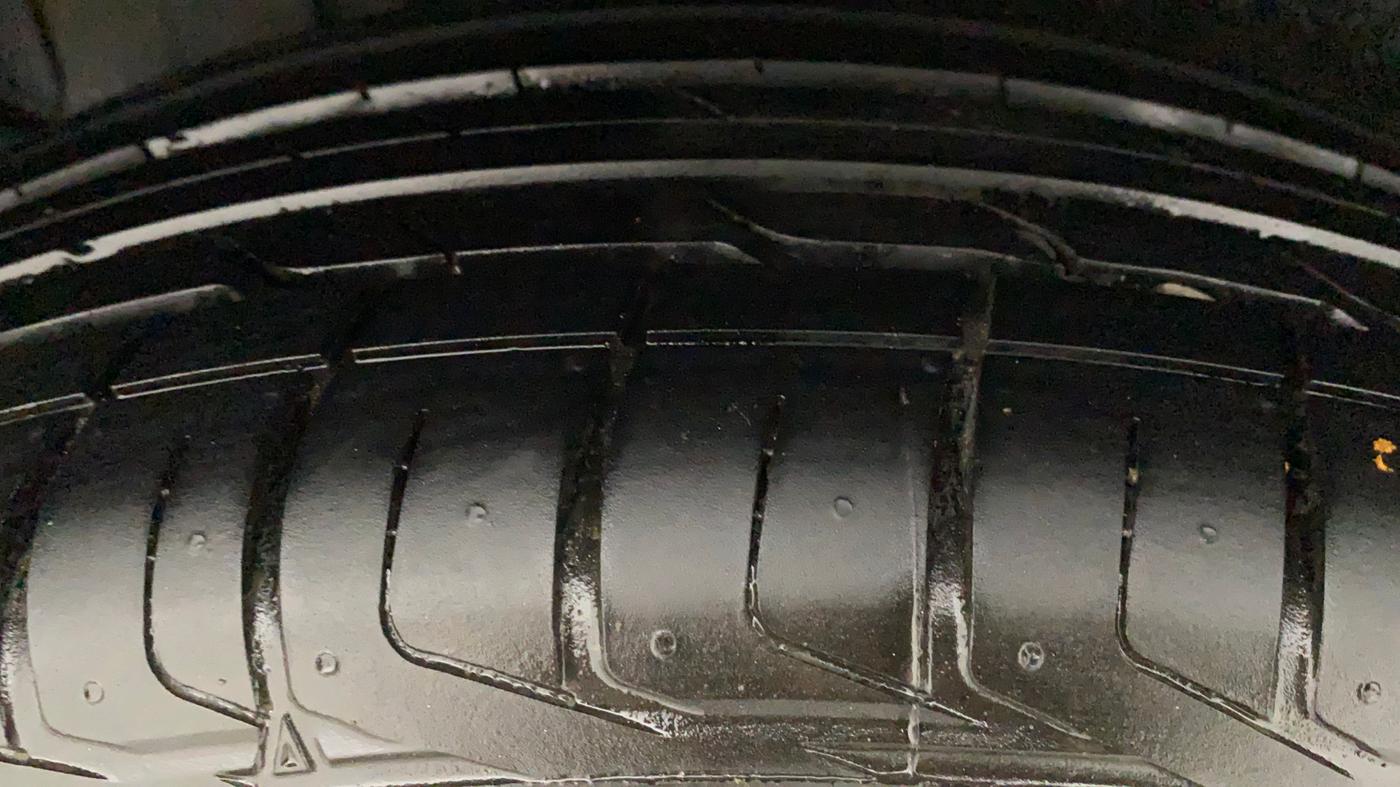 2022 Tata NEXON XZA PLUS (O) PETROL DARK EDITION, Petrol, Automatic, 4,391 km, Right Rear Tyre Tread