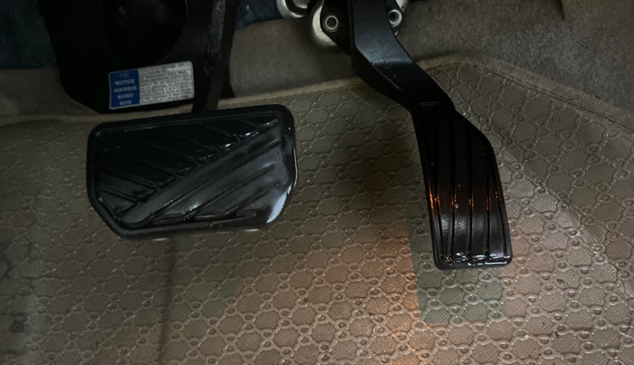 2018 Maruti Ciaz ALPHA  AT 1.5 SHVS PETROL, Petrol, Automatic, 1,02,311 km, Pedals