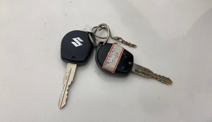 2017 Maruti Wagon R 1.0 VXI, Petrol, Manual, 35,781 km, Key Close Up