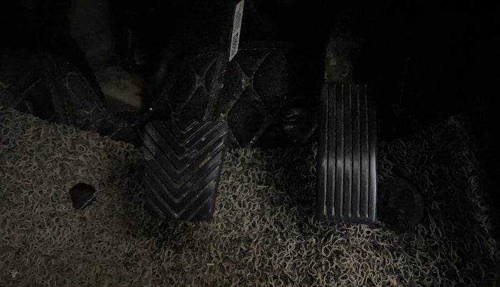 2021 KIA SONET HTX PLUS 1.0 IMT, Petrol, Manual, 39,924 km, Pedals