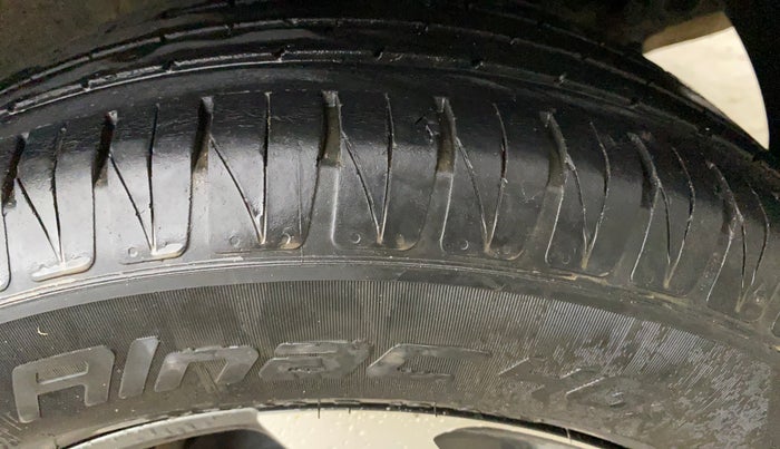 2021 KIA SONET HTX PLUS 1.0 IMT, Petrol, Manual, 39,924 km, Left Rear Tyre Tread