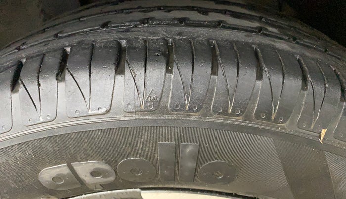 2021 KIA SONET HTX PLUS 1.0 IMT, Petrol, Manual, 39,924 km, Left Front Tyre Tread