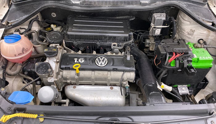 2015 Volkswagen Vento HIGHLINE 1.6 MPI, Petrol, Manual, 83,825 km, Open Bonet