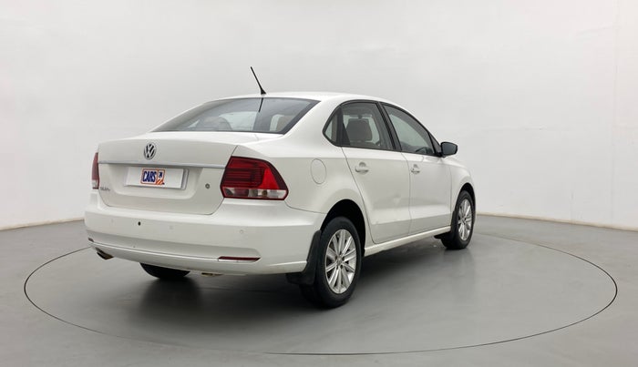 2015 Volkswagen Vento HIGHLINE 1.6 MPI, Petrol, Manual, 83,825 km, Right Back Diagonal