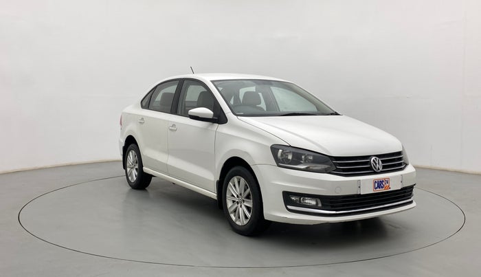 2015 Volkswagen Vento HIGHLINE 1.6 MPI, Petrol, Manual, 83,825 km, Right Front Diagonal