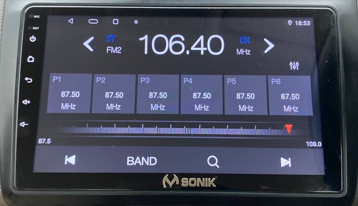 2015 Volkswagen Vento HIGHLINE 1.6 MPI, Petrol, Manual, 83,825 km, Infotainment System