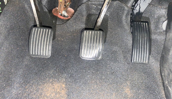 2015 Hyundai Xcent S 1.2, Petrol, Manual, 77,021 km, Pedals