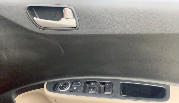 2015 Hyundai Xcent S 1.2, Petrol, Manual, 77,021 km, Driver Side Door Panels Control