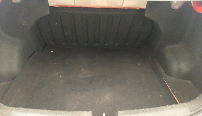 2015 Hyundai Xcent S 1.2, Petrol, Manual, 77,021 km, Boot Inside