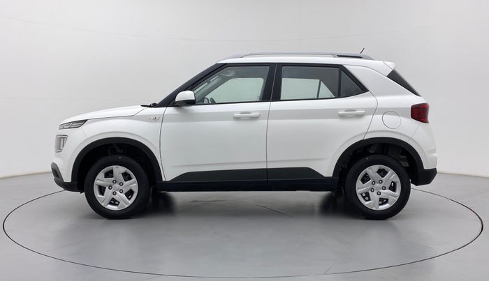 2021 Hyundai VENUE S MT 1.2 KAPPA, Petrol, Manual, 12,363 km, Left Side