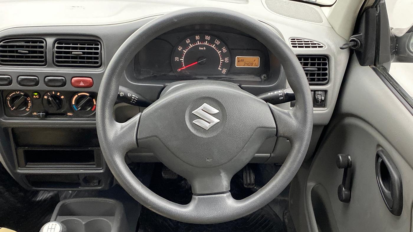 2010 Maruti Alto K10 LXI P, Petrol, Manual, 33,888 km, Steering Wheel Close Up