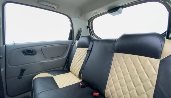 2010 Maruti Alto K10 LXI P, Petrol, Manual, 33,888 km, Right Side Rear Door Cabin