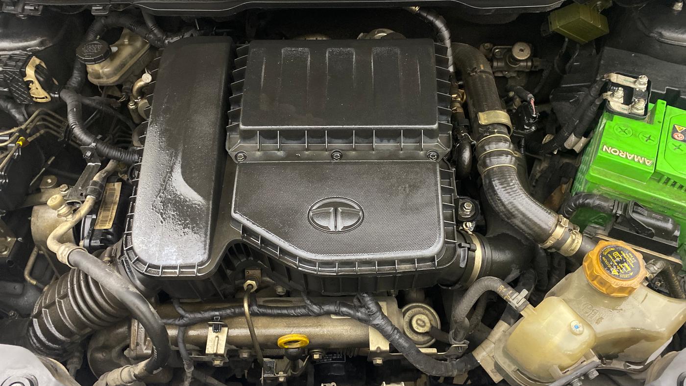 2017 Tata NEXON XZ PLUS DIESEL, Diesel, Manual, 92,973 km, Engine View