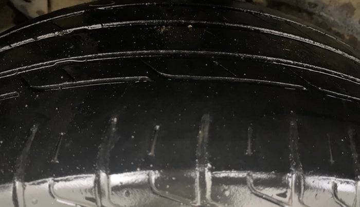 2017 Tata NEXON XZ PLUS DIESEL, Diesel, Manual, 93,066 km, Right Rear Tyre Tread