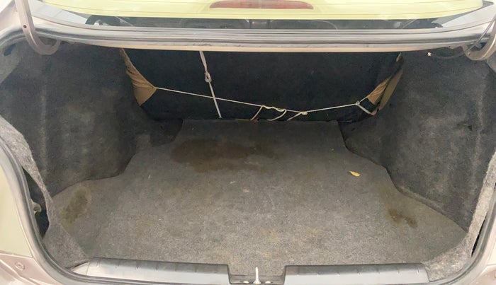 2013 Honda City 1.5L I-VTEC S MT, Petrol, Manual, 1,15,949 km, Boot Inside