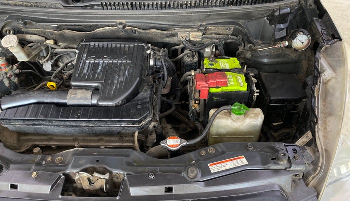 2015 Maruti Ertiga VXI CNG, CNG, Manual, 81,031 km, Engine View - Left