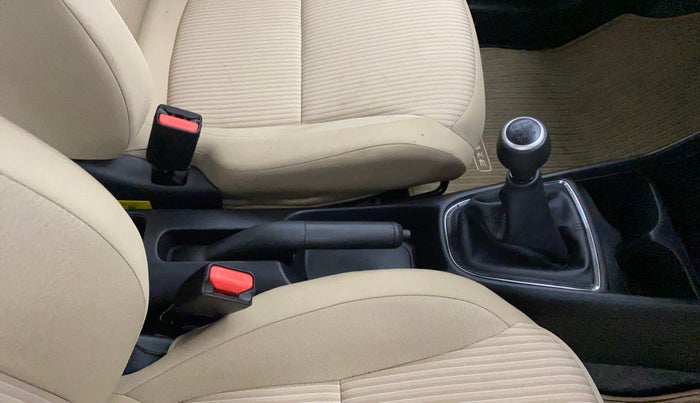 2024 Honda Amaze 1.2L I-VTEC S, Petrol, Manual, 5,266 km, Gear Lever