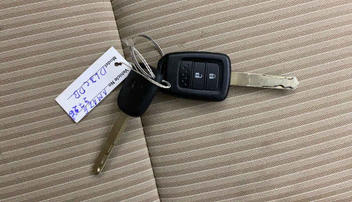 2024 Honda Amaze 1.2L I-VTEC S, Petrol, Manual, 5,266 km, Key Close Up