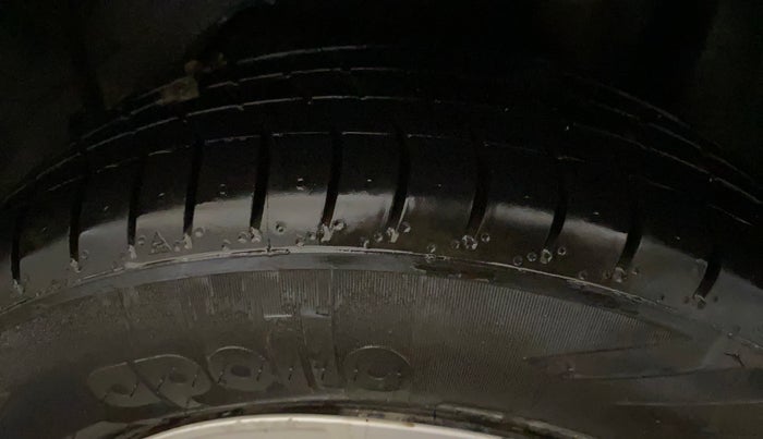 2019 Ford Figo Aspire TREND 1.2 PETROL, Petrol, Manual, 76,551 km, Left Rear Tyre Tread