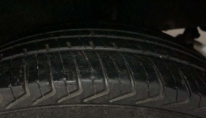 2018 Renault Kwid CLIMBER 1.0, Petrol, Manual, 51,509 km, Left Rear Tyre Tread