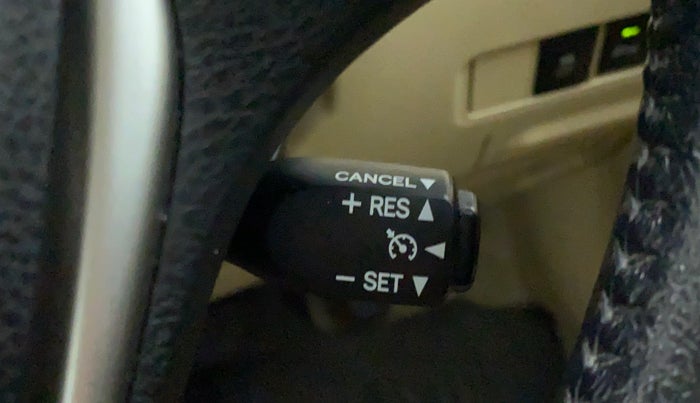 2018 Toyota YARIS VX CVT, Petrol, Automatic, 49,322 km, Adaptive Cruise Control