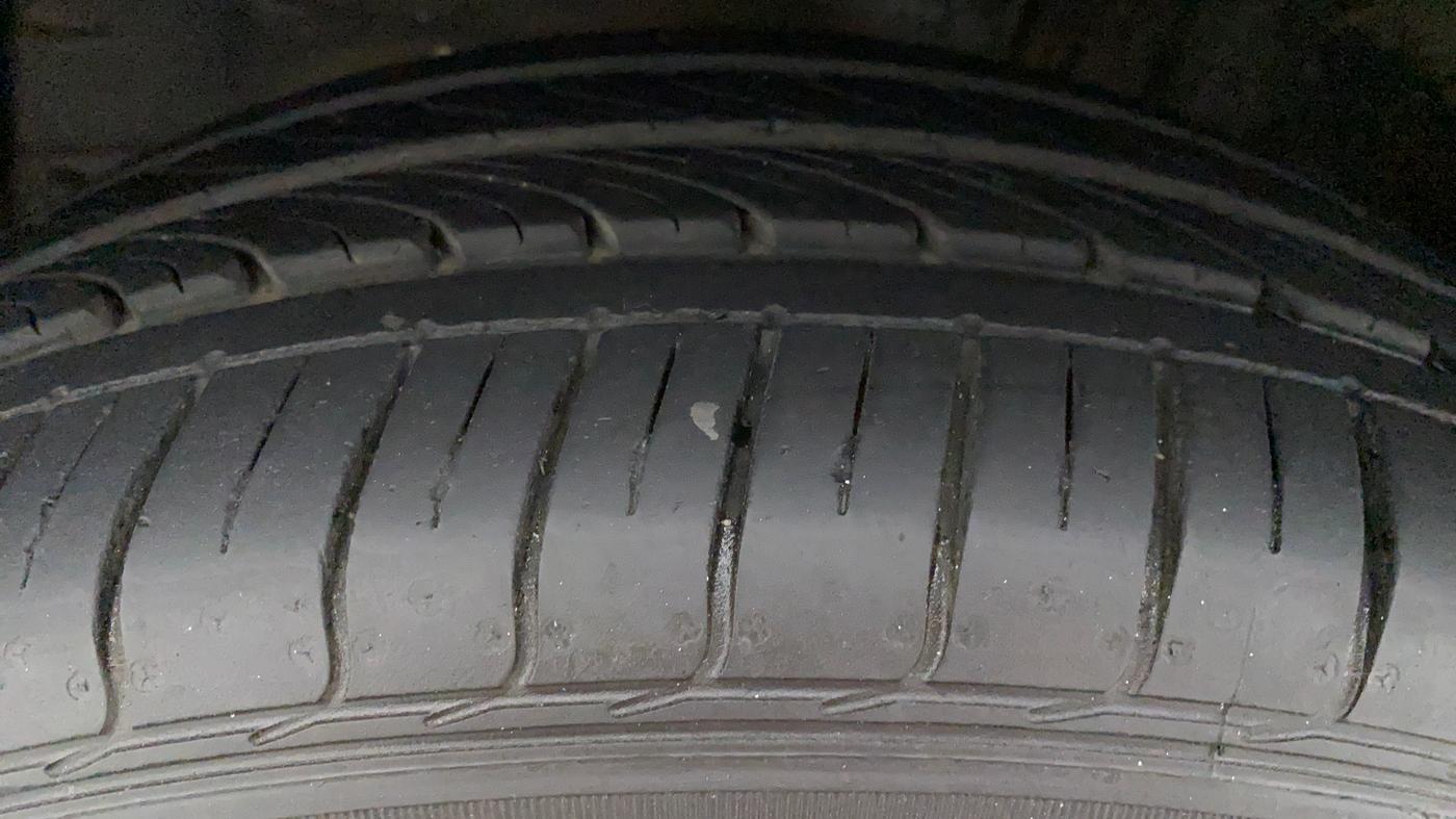 2018 Toyota YARIS VX CVT, Petrol, Automatic, 49,322 km, Right Rear Tyre Tread