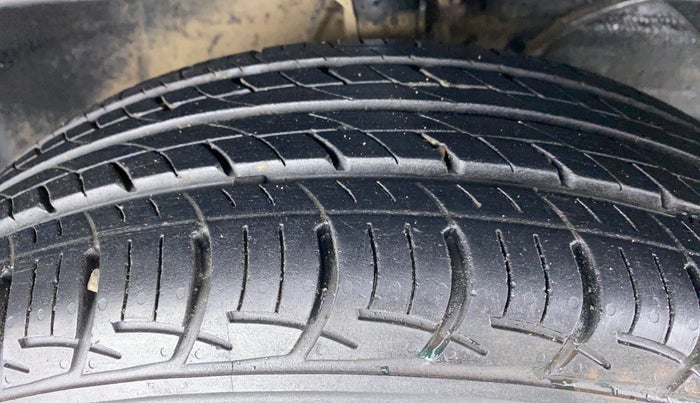 2018 Maruti Baleno DELTA 1.2 K12, Petrol, Manual, 23,782 km, Right Front Tyre Tread
